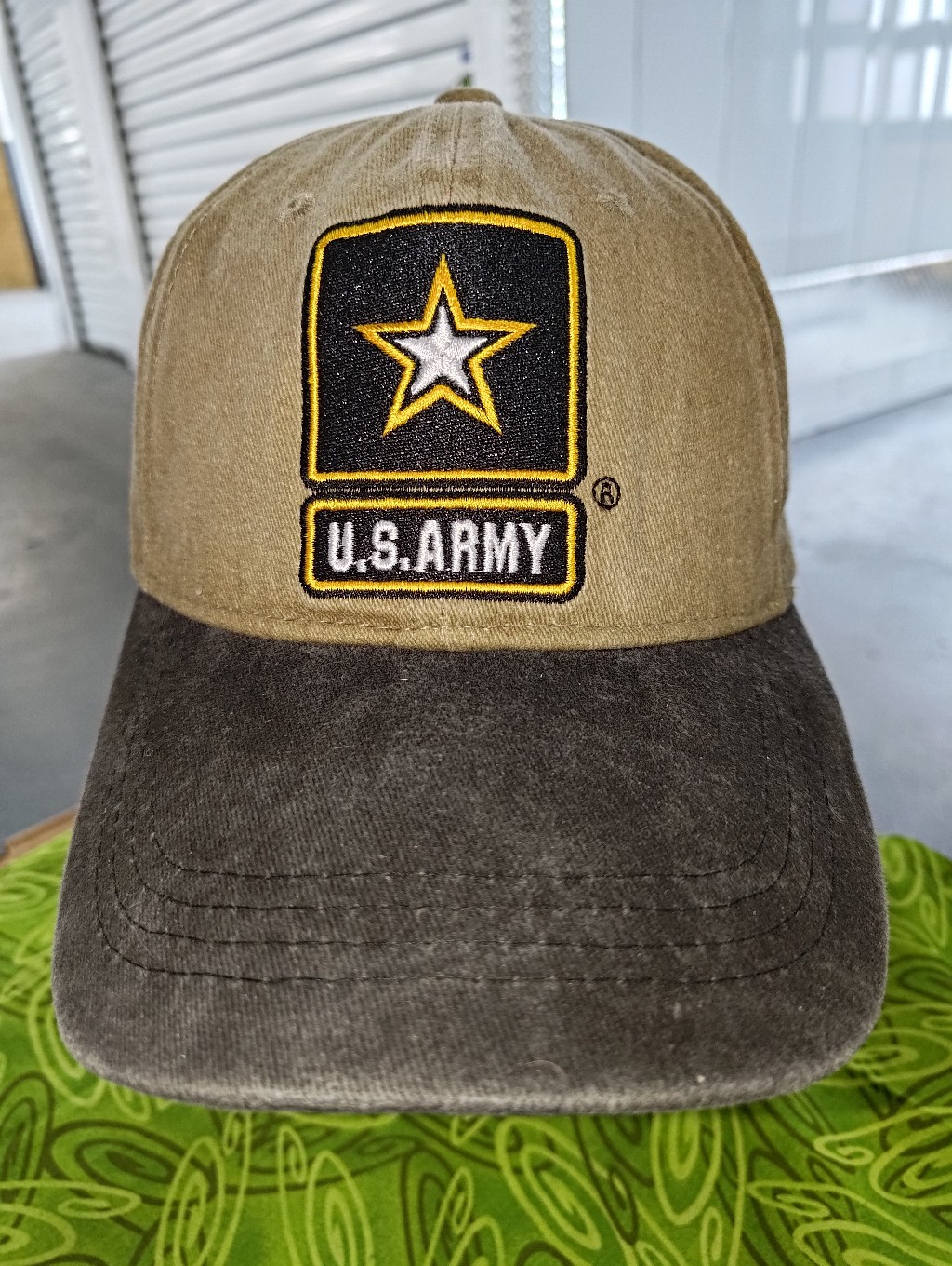US Army Embroidered Logo StrapOn Cap Hat Beige Black